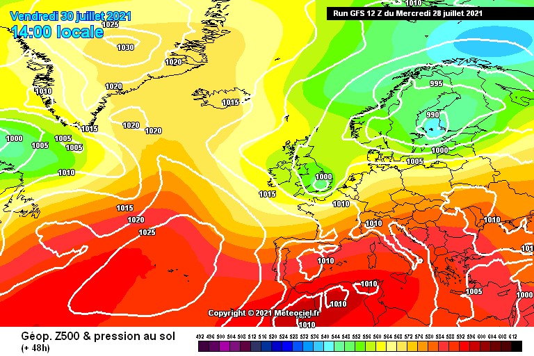 Meteo Weekend tra Caldo Afoso e Temporali